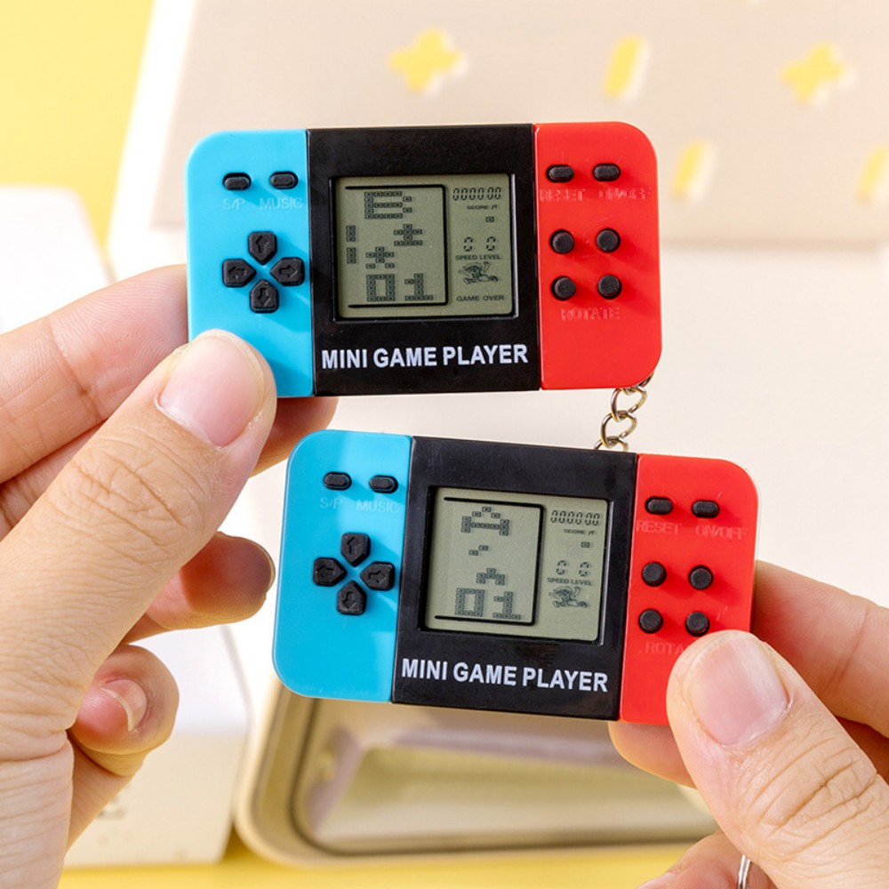 Retro Gaming Keychain - Classic Tetris Handheld Game Console Keychain