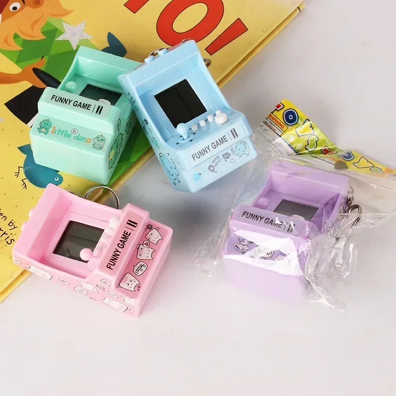Portable Mini Pocket Keychain  - огляд і ціна Retro Gaming Keychain
